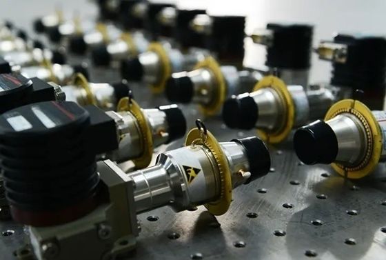 Sert ortamlar için tasarlanmış dayanıklı su geçirmez termal görüş monokulari Askeri vahşi yaşam izleme ve arama kurtarma operasyonları